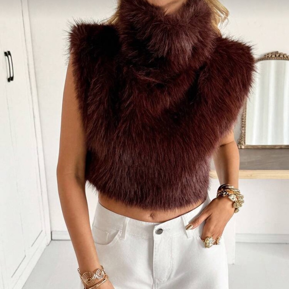 Siren Gaze Siren Gaze Women's Burgundy Red And Brown Fur Turtleneck Vest Top - Picture 2 of 4